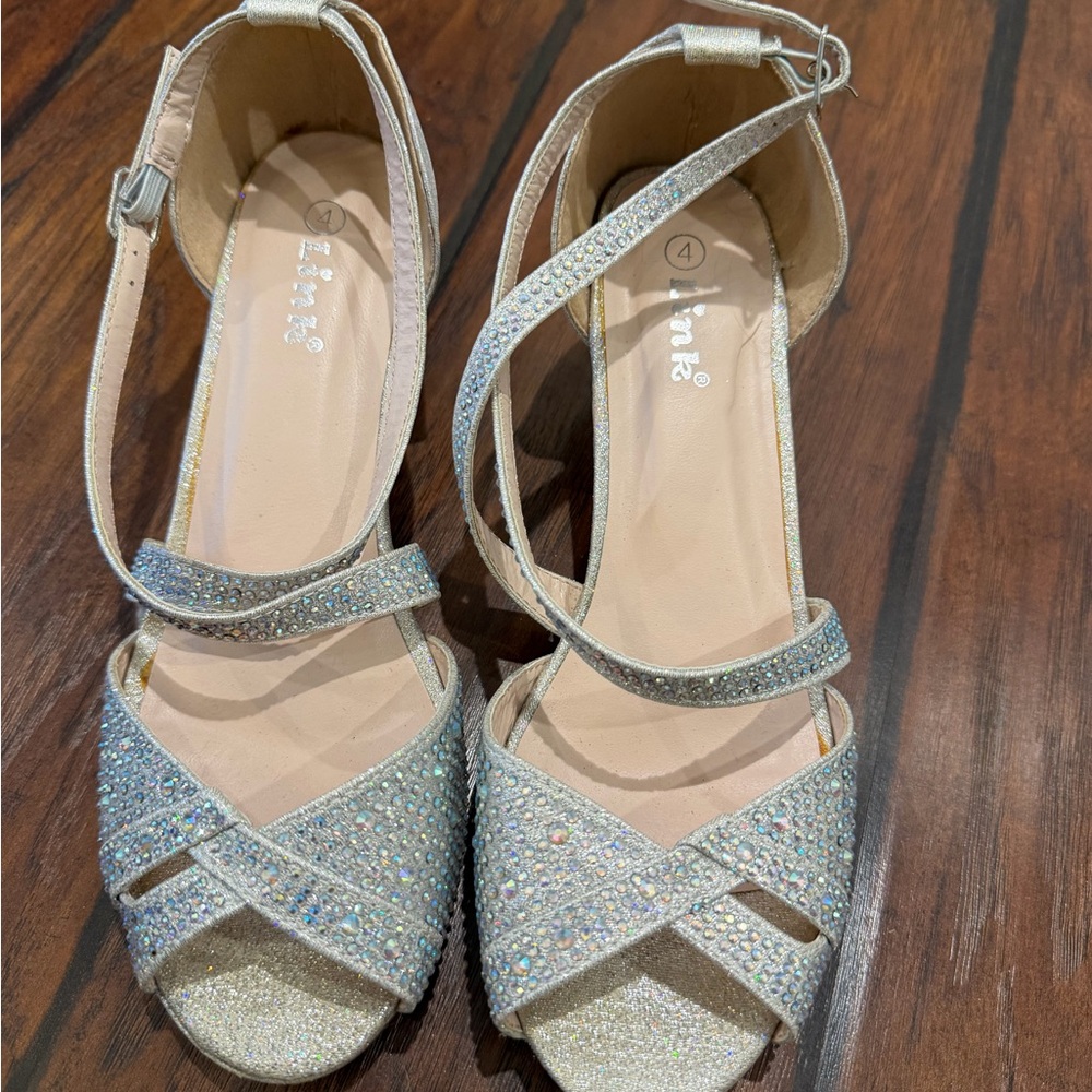 Elegant Silver Glitter Girls Sandals